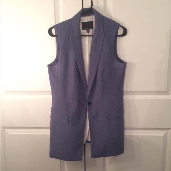 Banana republic - Picture 1 of 3